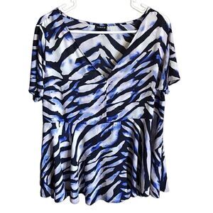 Torrid Short sleeve black blue Peplum top blouse Size 1= 1X